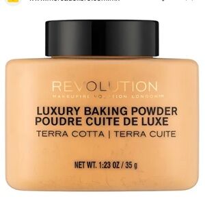 Revolution Luxury Baking Powder in Terra cotta